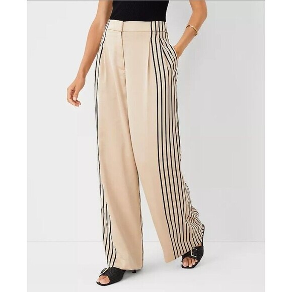 NWT Ann Taylor pleated Wide-leg Pant in Satin Size 8P - Picture 3 of 8